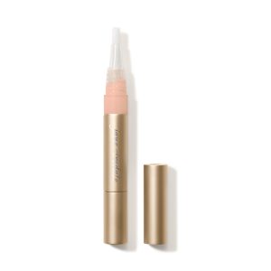 Active Light Under-eye Concealer - No. 4