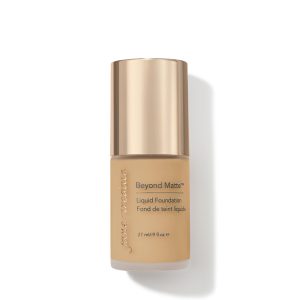 Beyond Matte Liquid Foundation M9